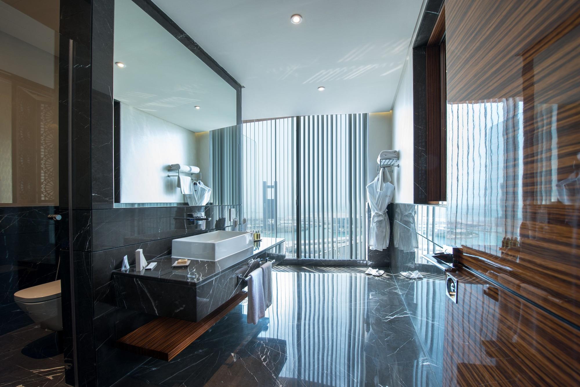 Fraser Suites Diplomatic Area Bahrain Manama Exterior photo Bathroom