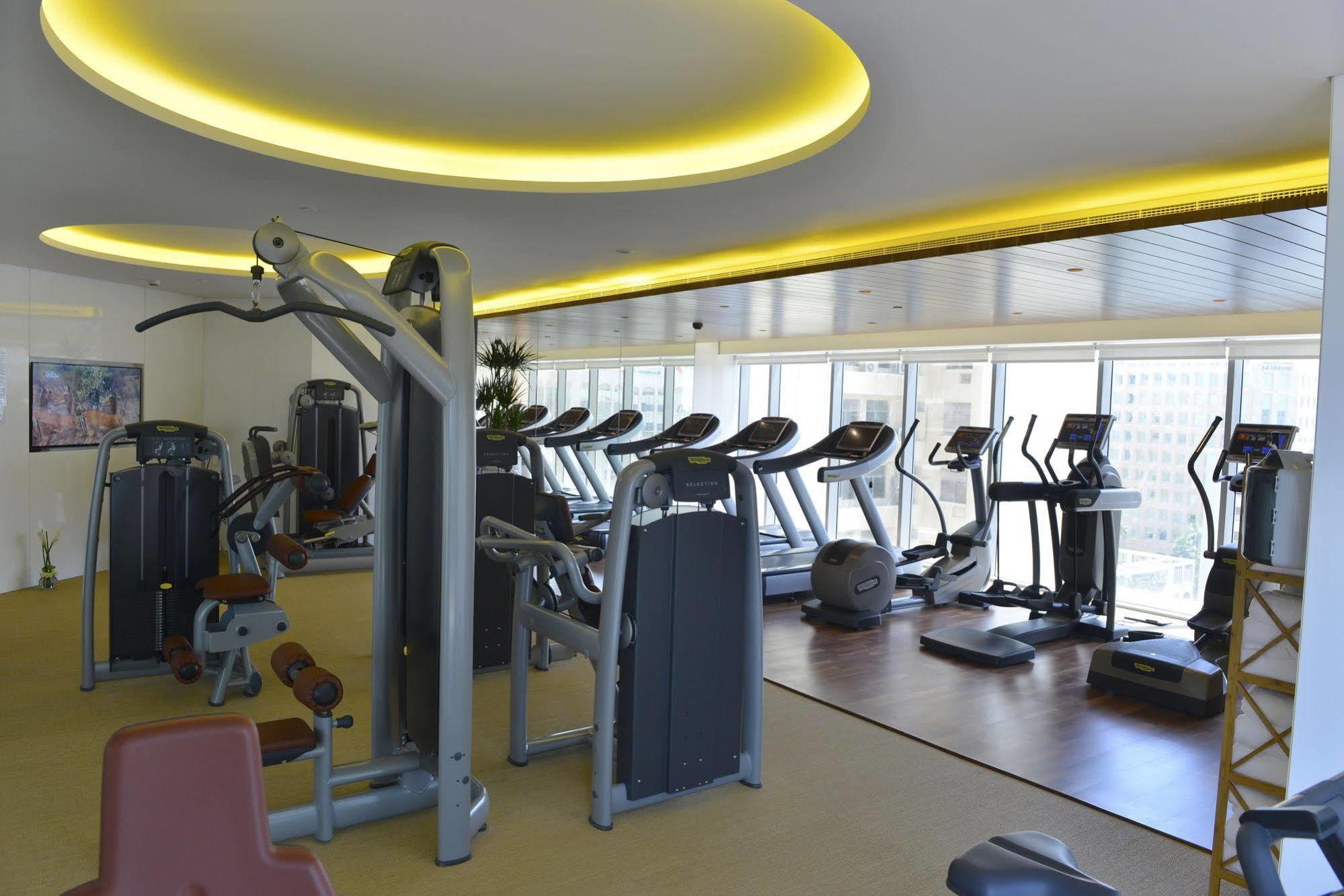 Fraser Suites Diplomatic Area Bahrain Manama Exterior photo The gym at the 57th floor